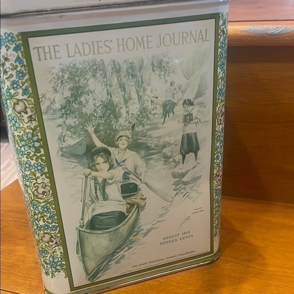 Vintage The Ladies' Home Journal Tin - Picture 3 of 4